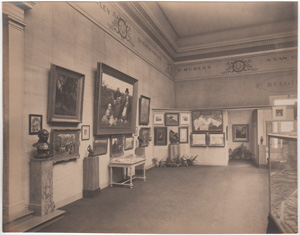Artist with canvasses?